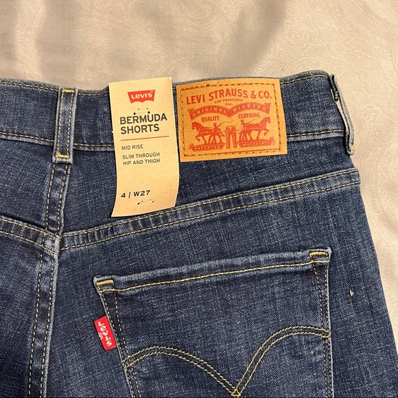 Levi’s Bermuda Shorts size 4/27 NWT - Picture 6 of 7